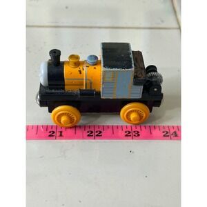 Thomas & Friends Wooden Railway Dash Engine Learning Curve YellowTrain 1591TF100